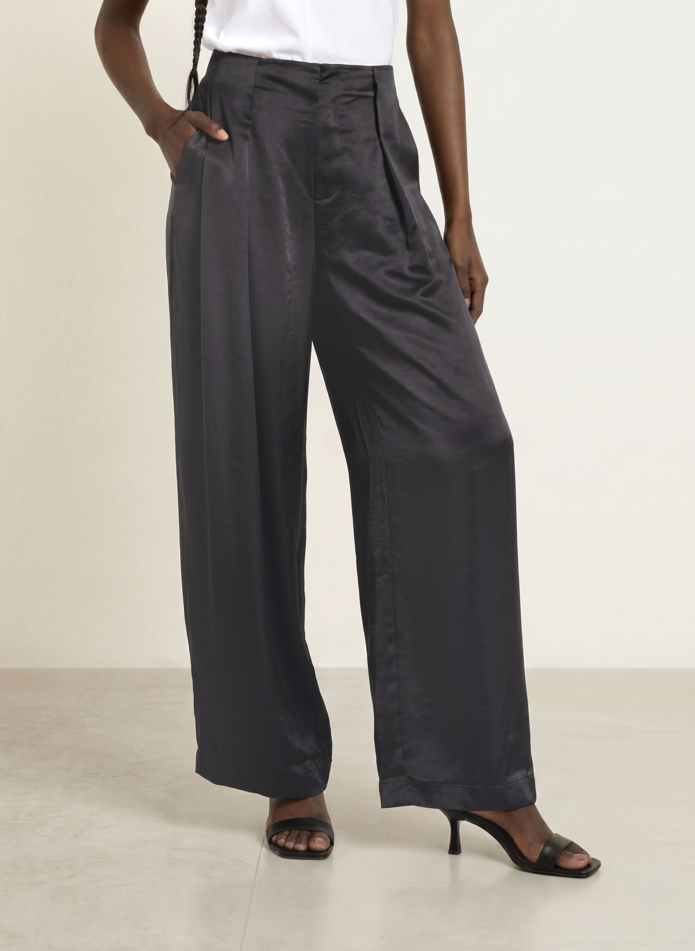 ALLSAINTS Marlenehose LOLA aus Satin: SCHWARZ