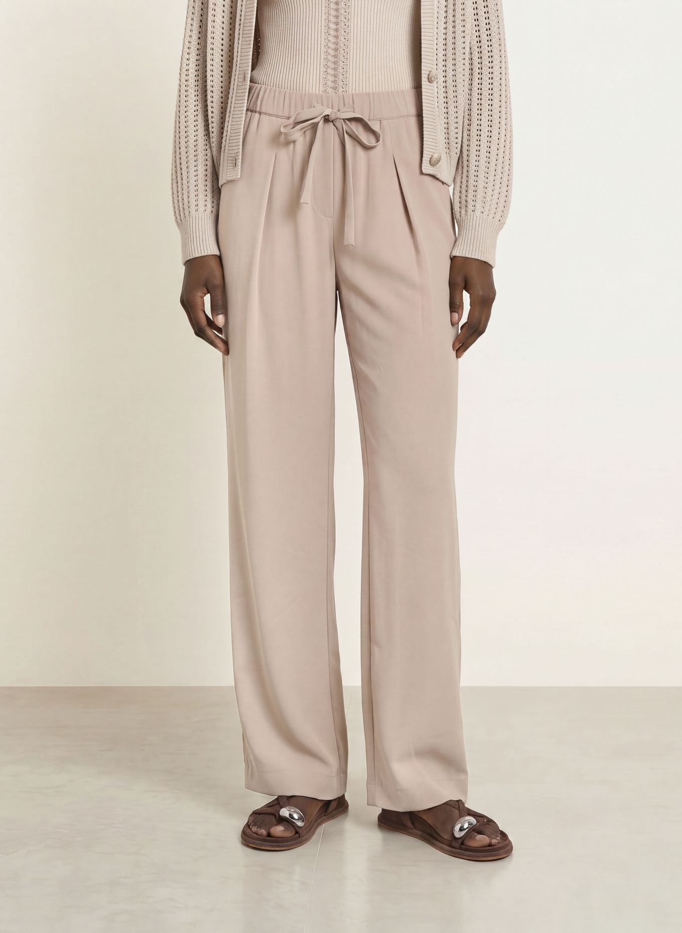 REISS Pantalon AIMEE de style jogging: BEIGE