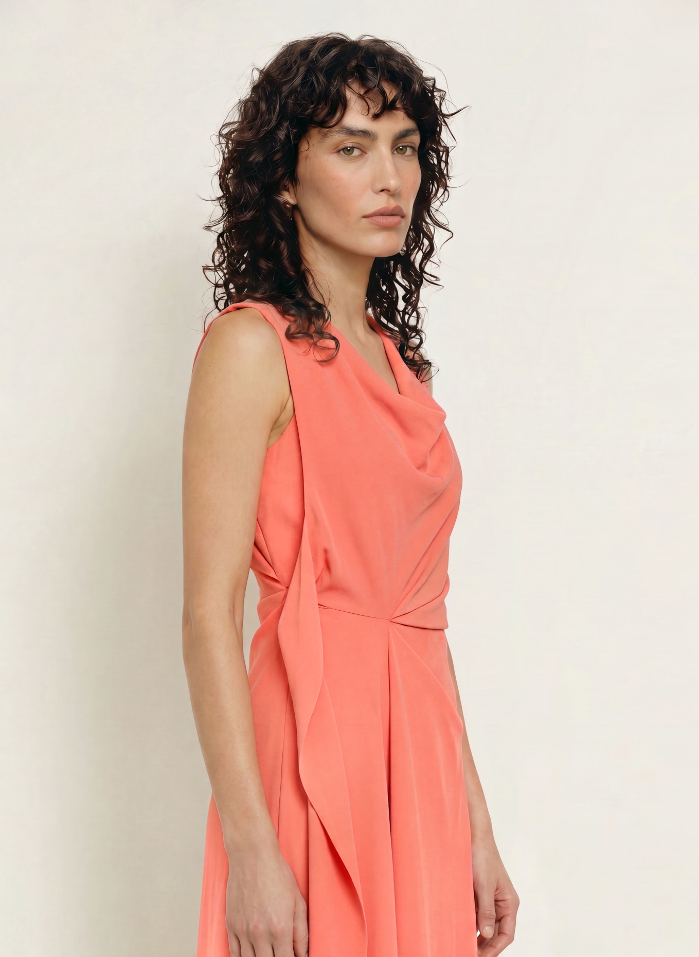 REISS Robe DOROTA: ROUGE CLAIR