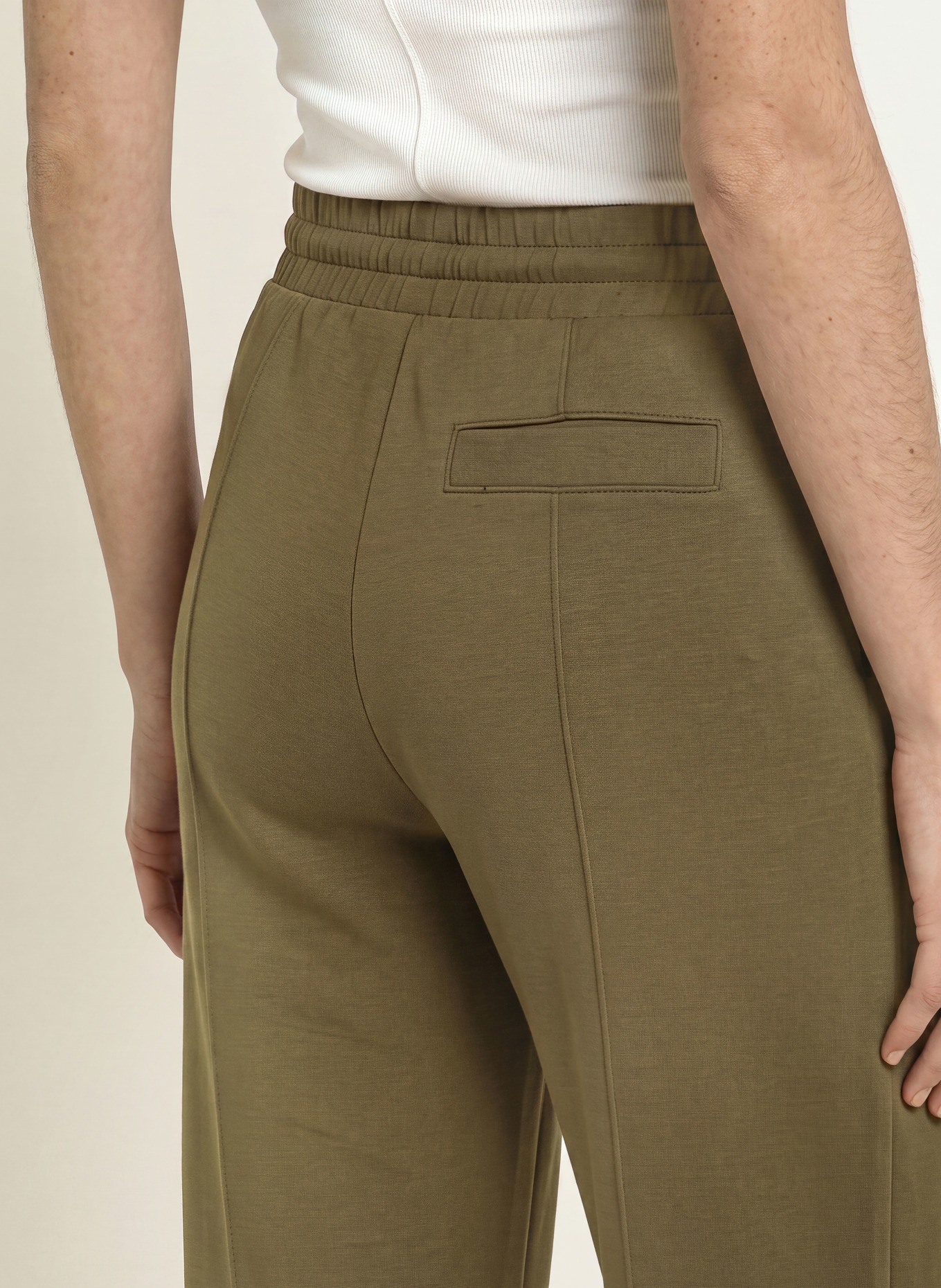 REISS Pantalon en molleton JEMMA: KAKI