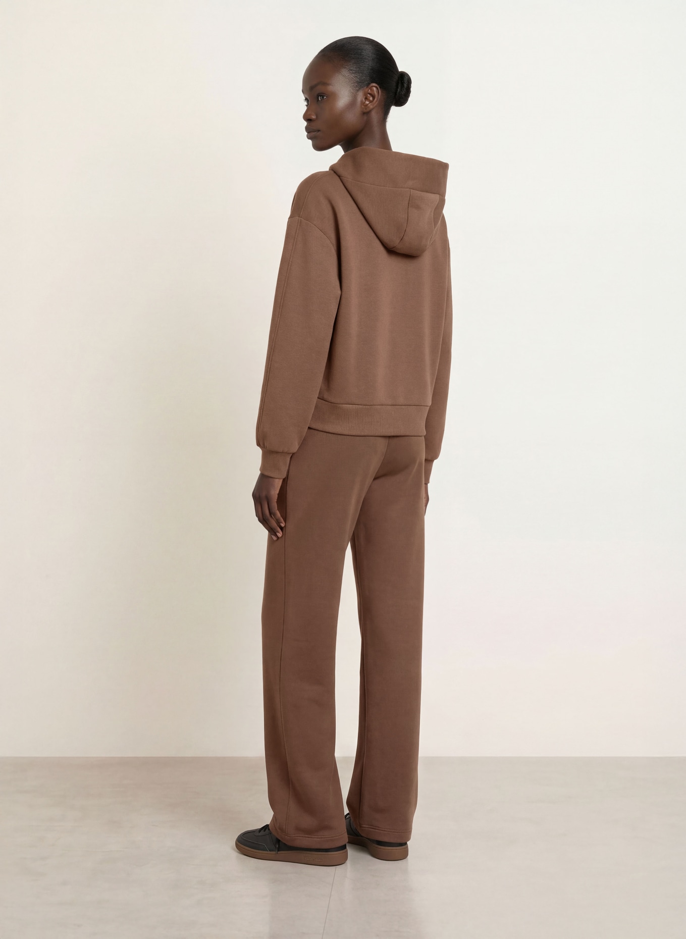 REISS LOCKIE Hoodie: DARK BROWN
