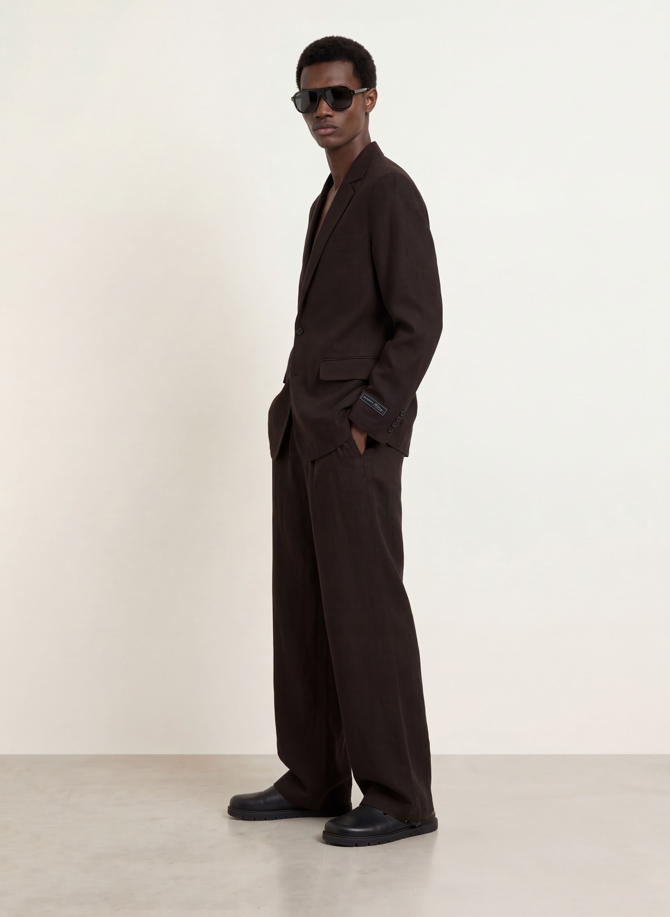 ALLSAINTS Veston MARKO coupe régulière en lin: MARRON FONCÉ