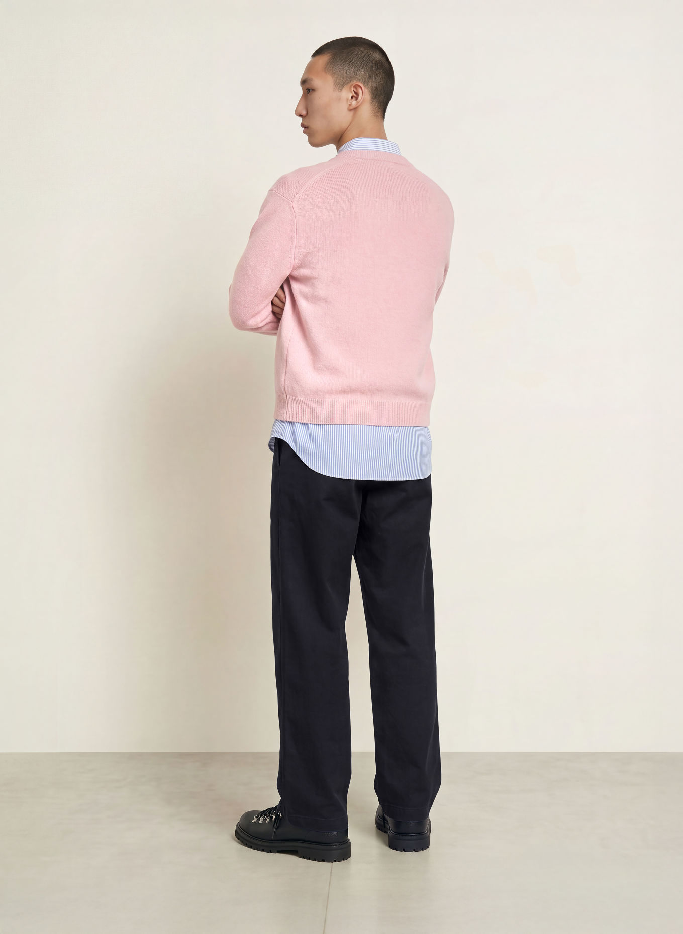 ARKET Chino coupe classique: BLEU FONCÉ