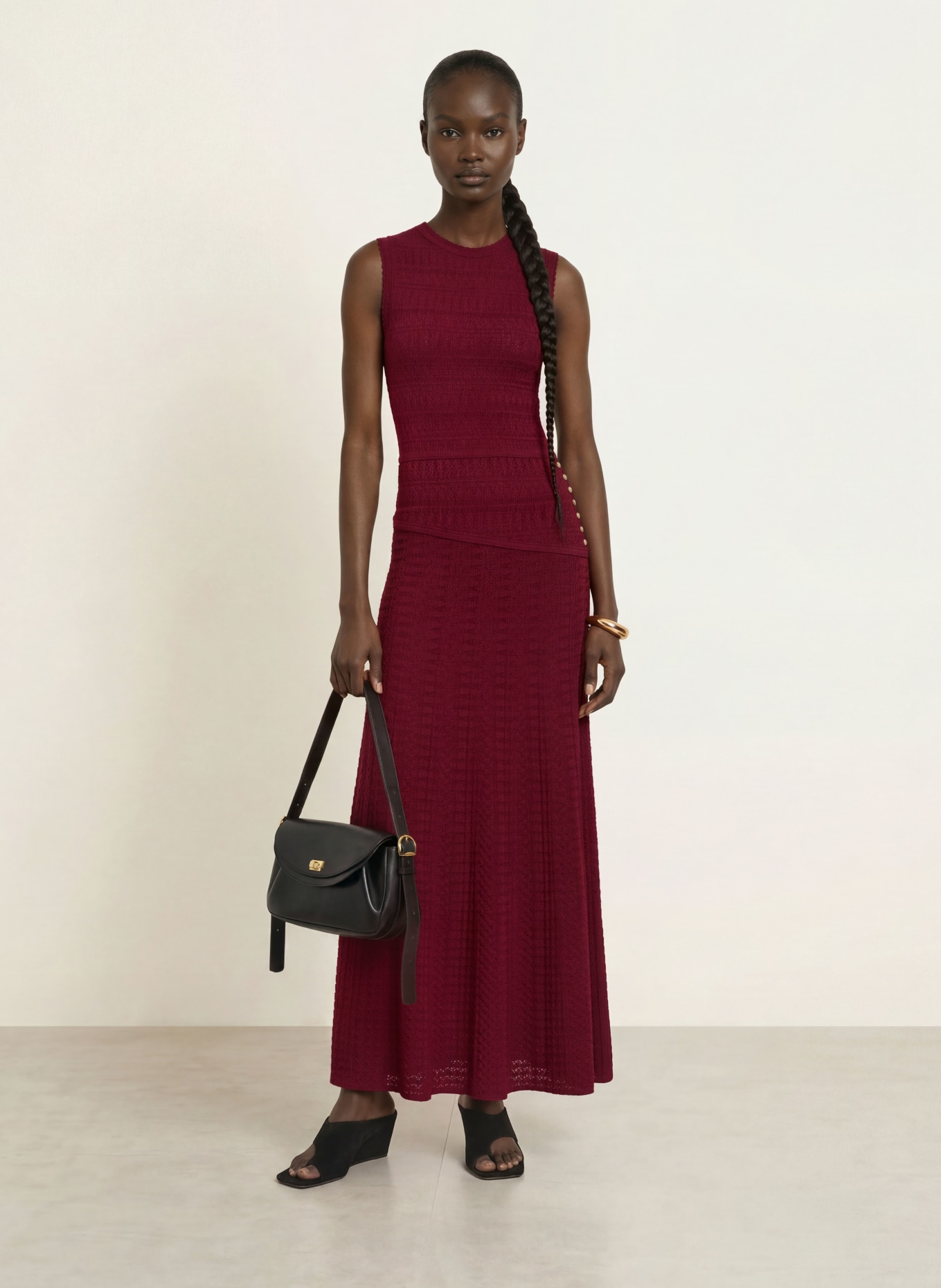 SANDRO Strickkleid: DUNKELROT