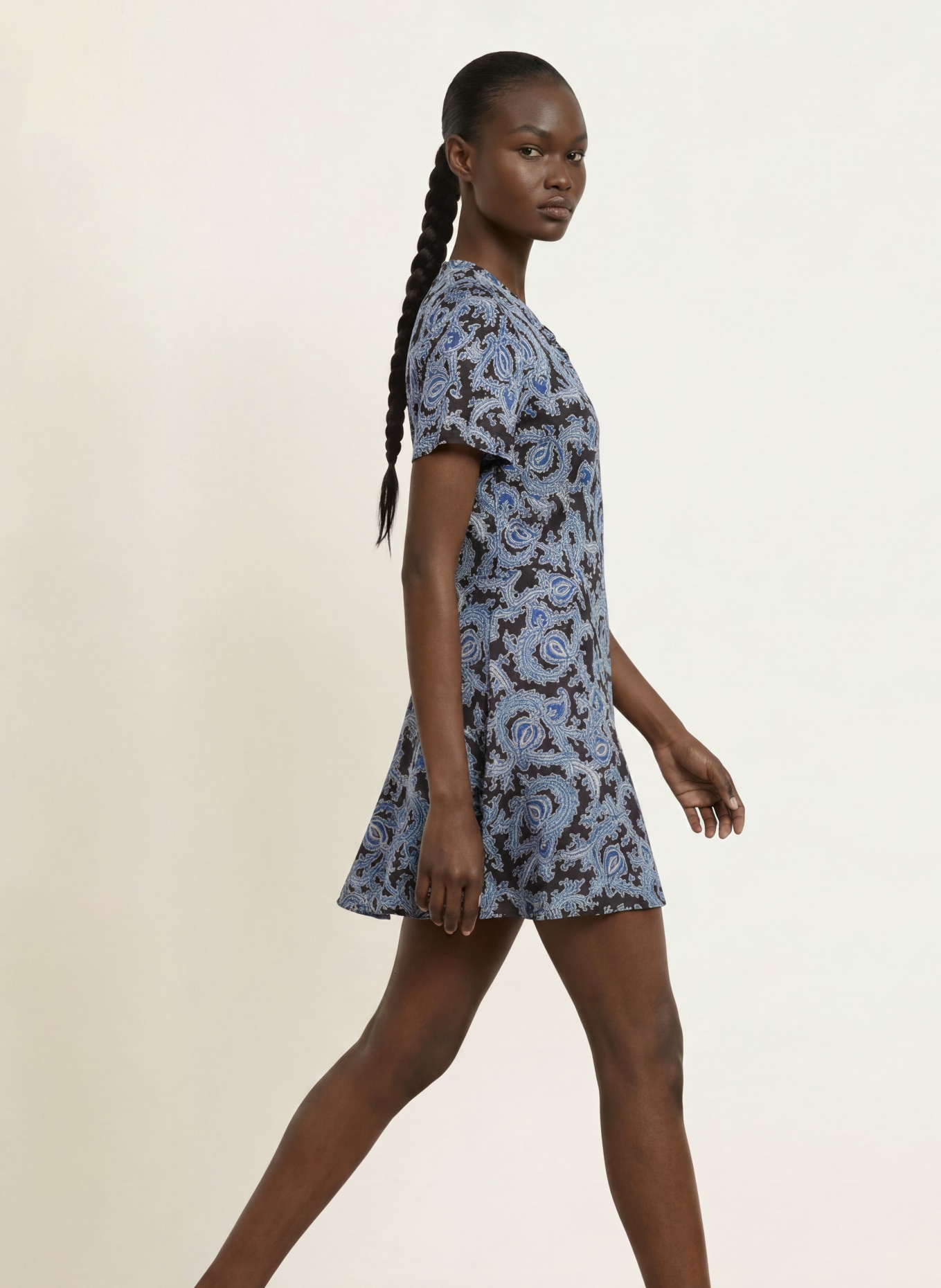 CLAUDIE PIERLOT Satinkleid: BLAU / CREME / SCHWARZ