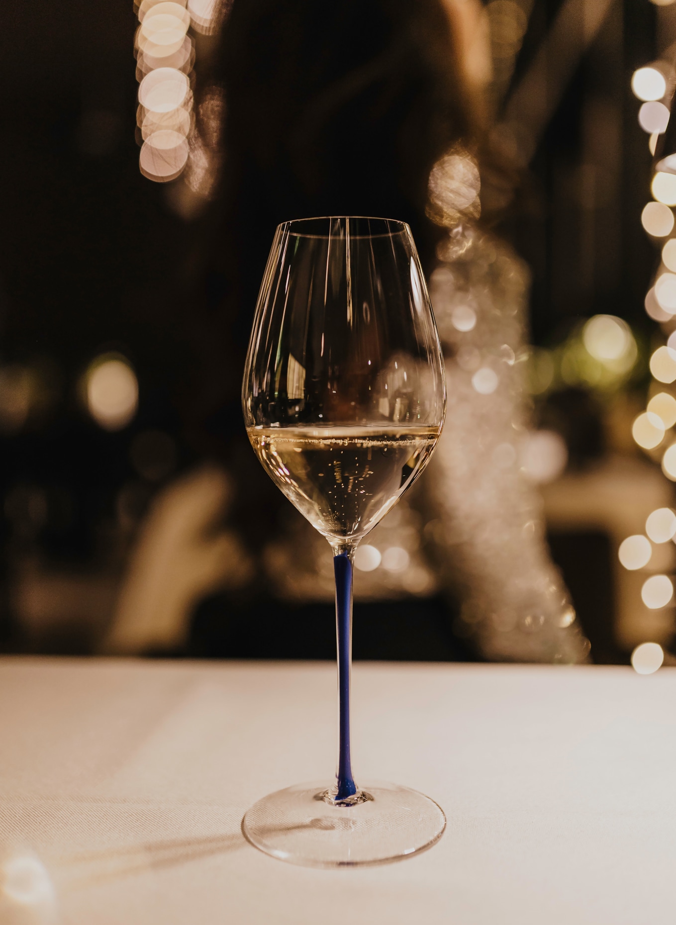 RIEDEL Verre à champagne FATTO A MANO BY RIEDEL: BLANC / BLEU FONCÉ