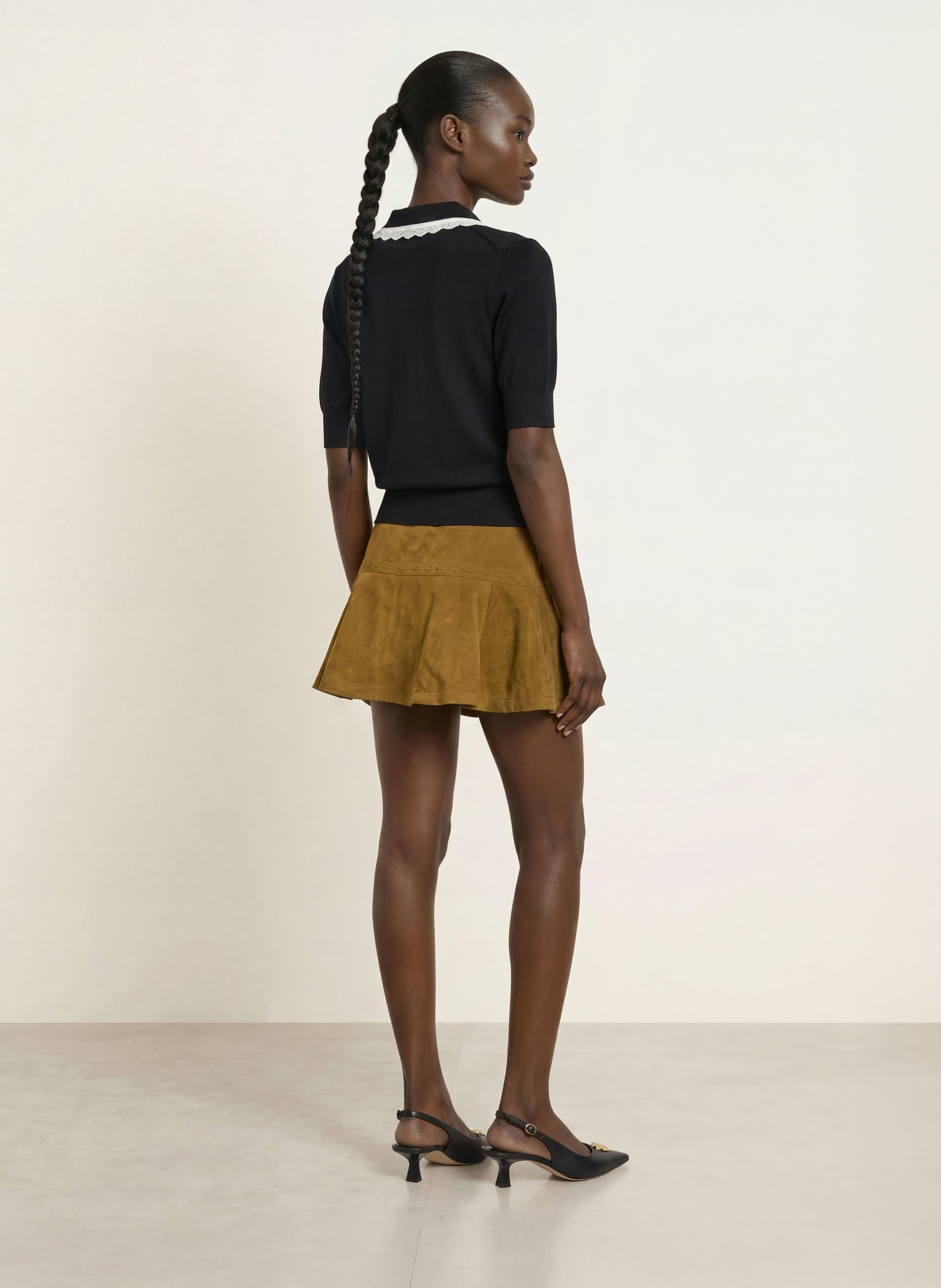 CLAUDIE PIERLOT Strickjacke mit Spitze: SCHWARZ / WEISS