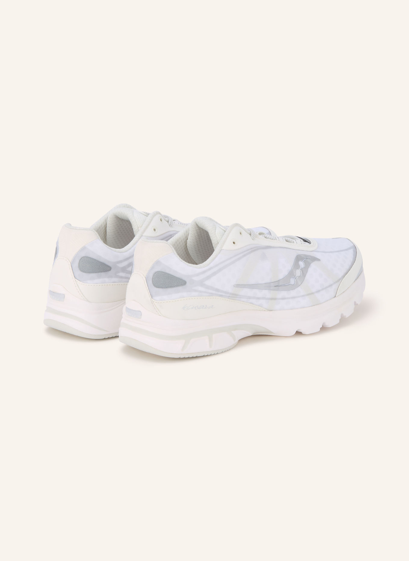 saucony KINVARA 1 Sneakers: WHITE / CREAM