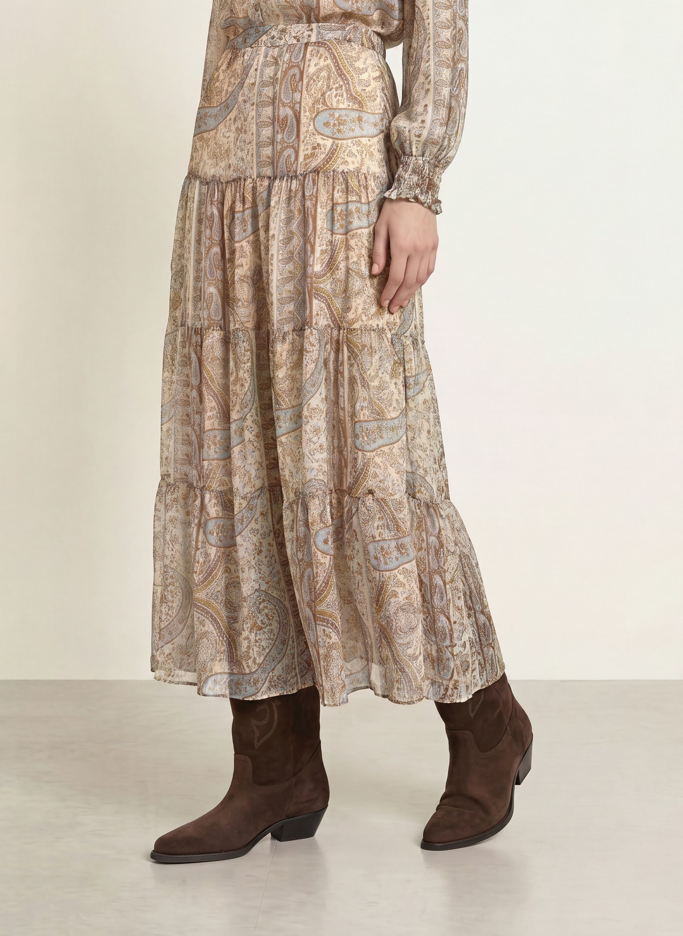 ba&sh Rock CALI mit Plissees: HELLBLAU / BRAUN / BEIGE
