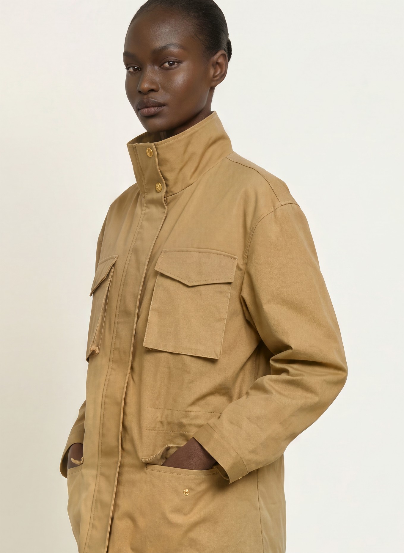 SANDRO Fieldjacket: CAMEL