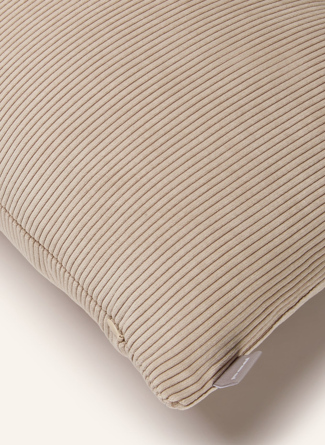 PAD Housse de coussin décorative CASUAL en velours côtelé: BEIGE