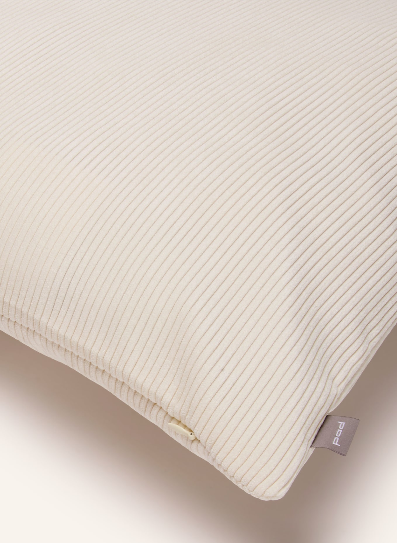 PAD Sierkussenhoes CASUAL van corduroy: WIT