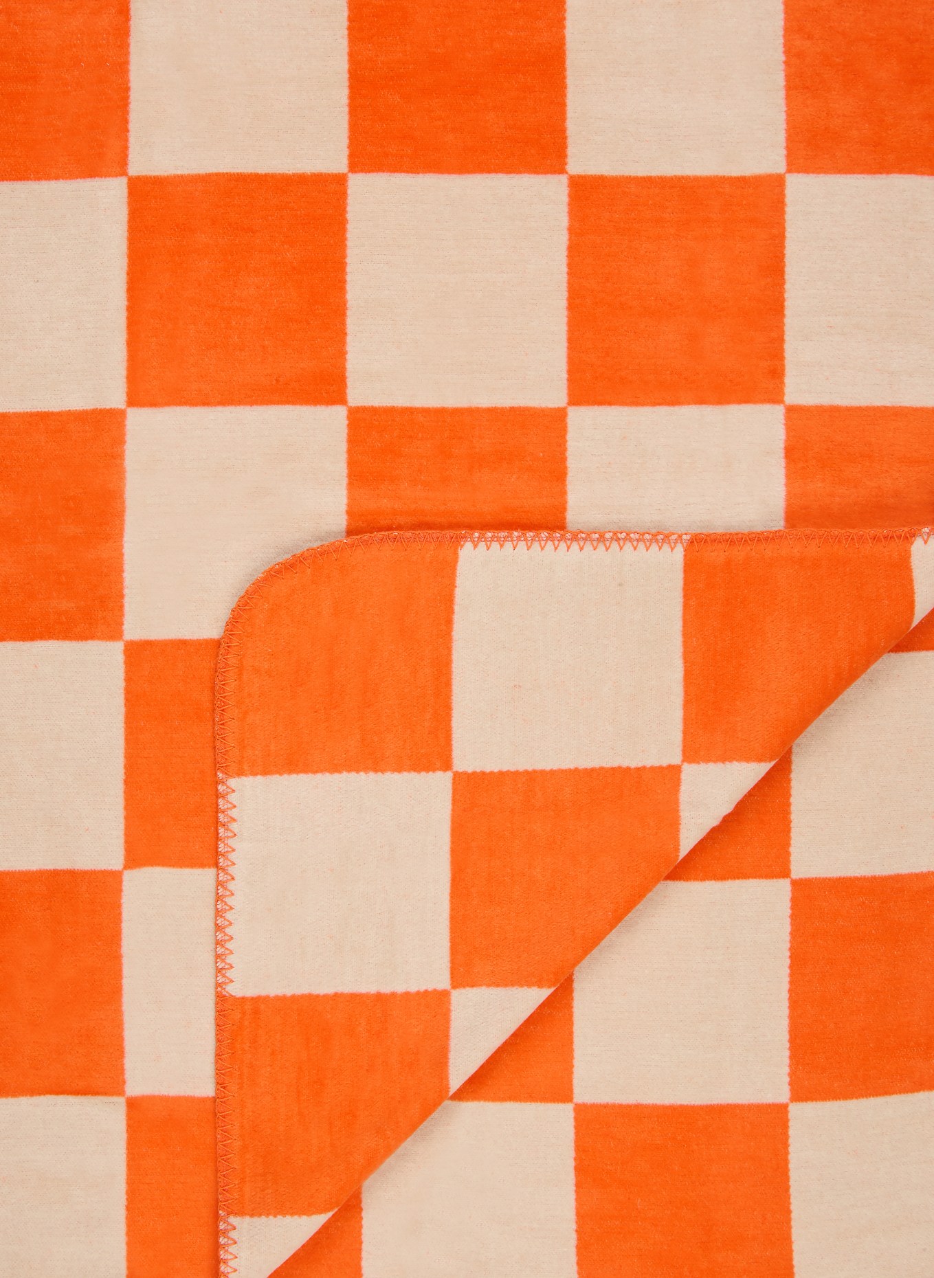 PAD CHESS Throw blanket: ORANGE / BEIGE