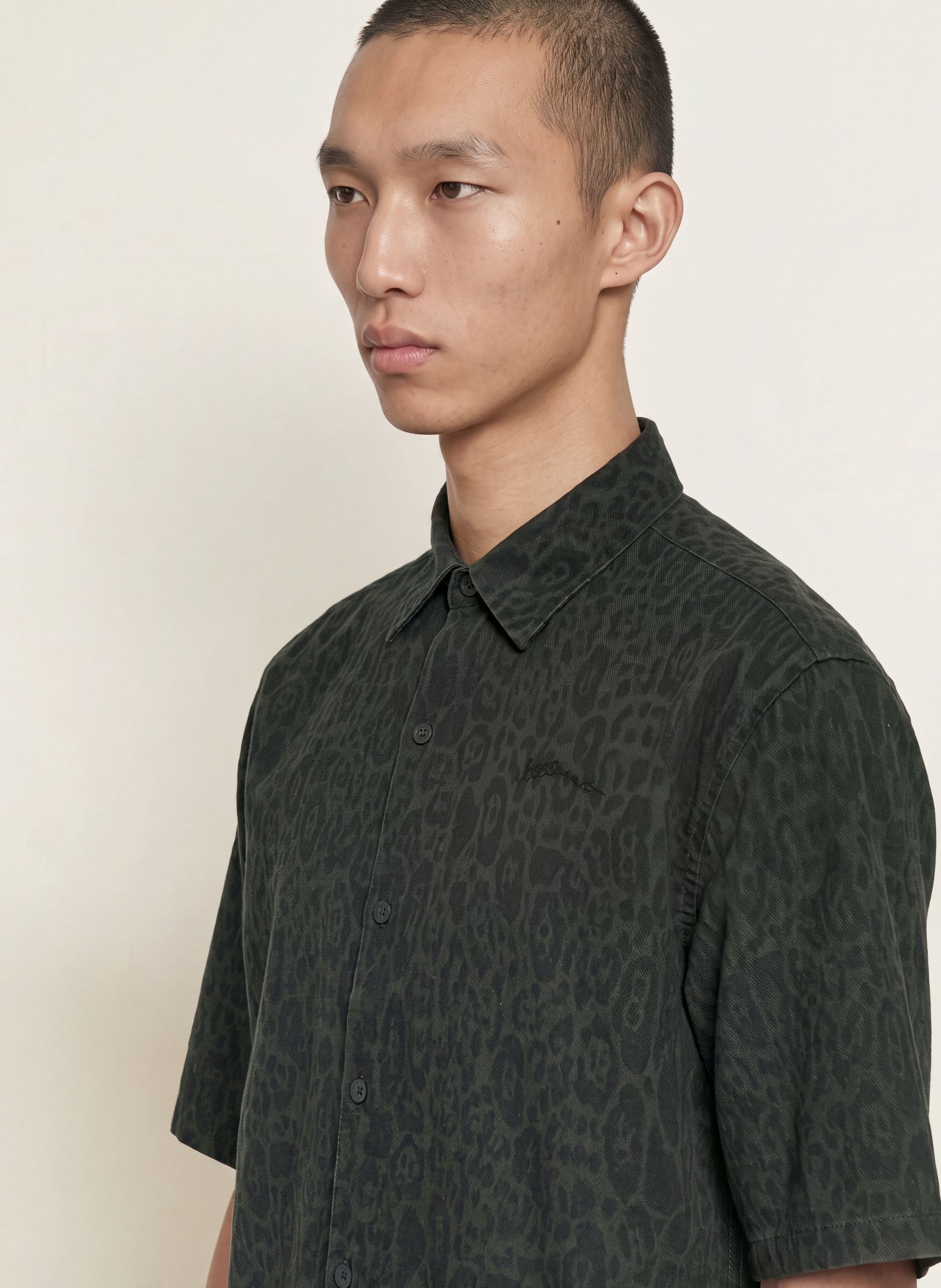 ALLSAINTS Kurzarm-Hemd LEOPARDO Oversized Fit: DUNKELGRÜN / SCHWARZ