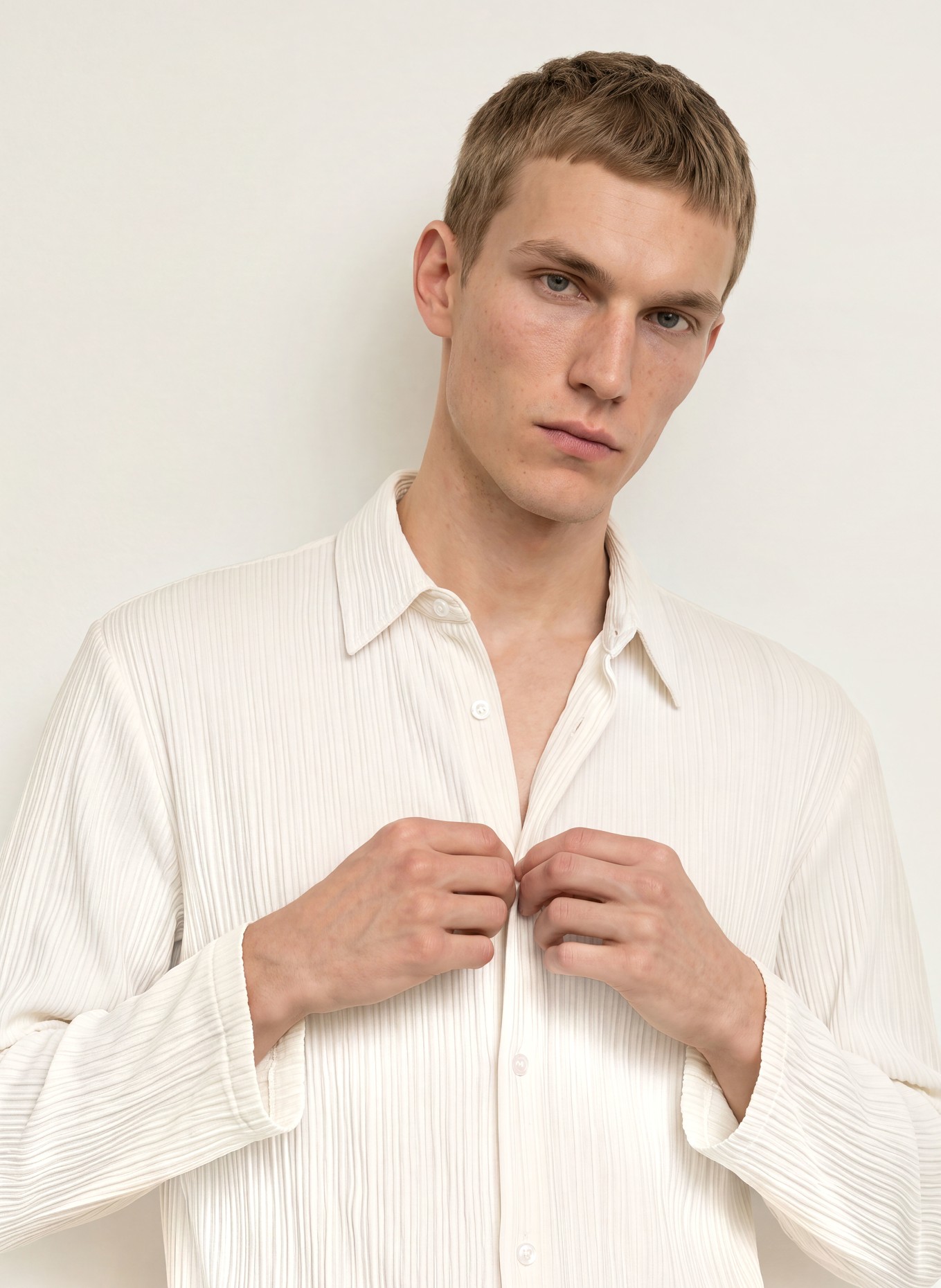 SANDRO Hemd Comfort Fit: WEISS