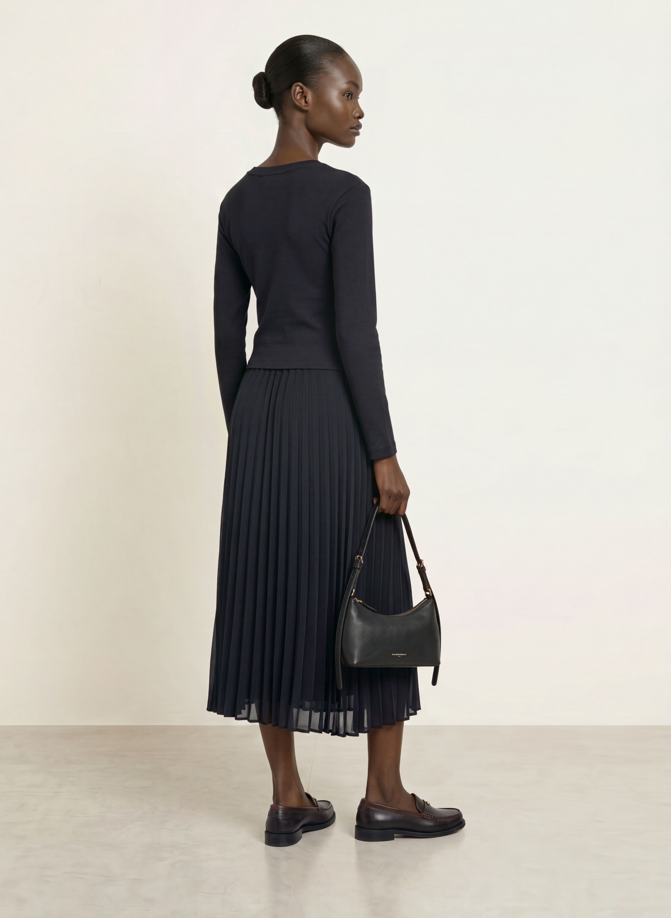 CLAUDIE PIERLOT Kleid im Materialmix mit Plissees: SCHWARZ