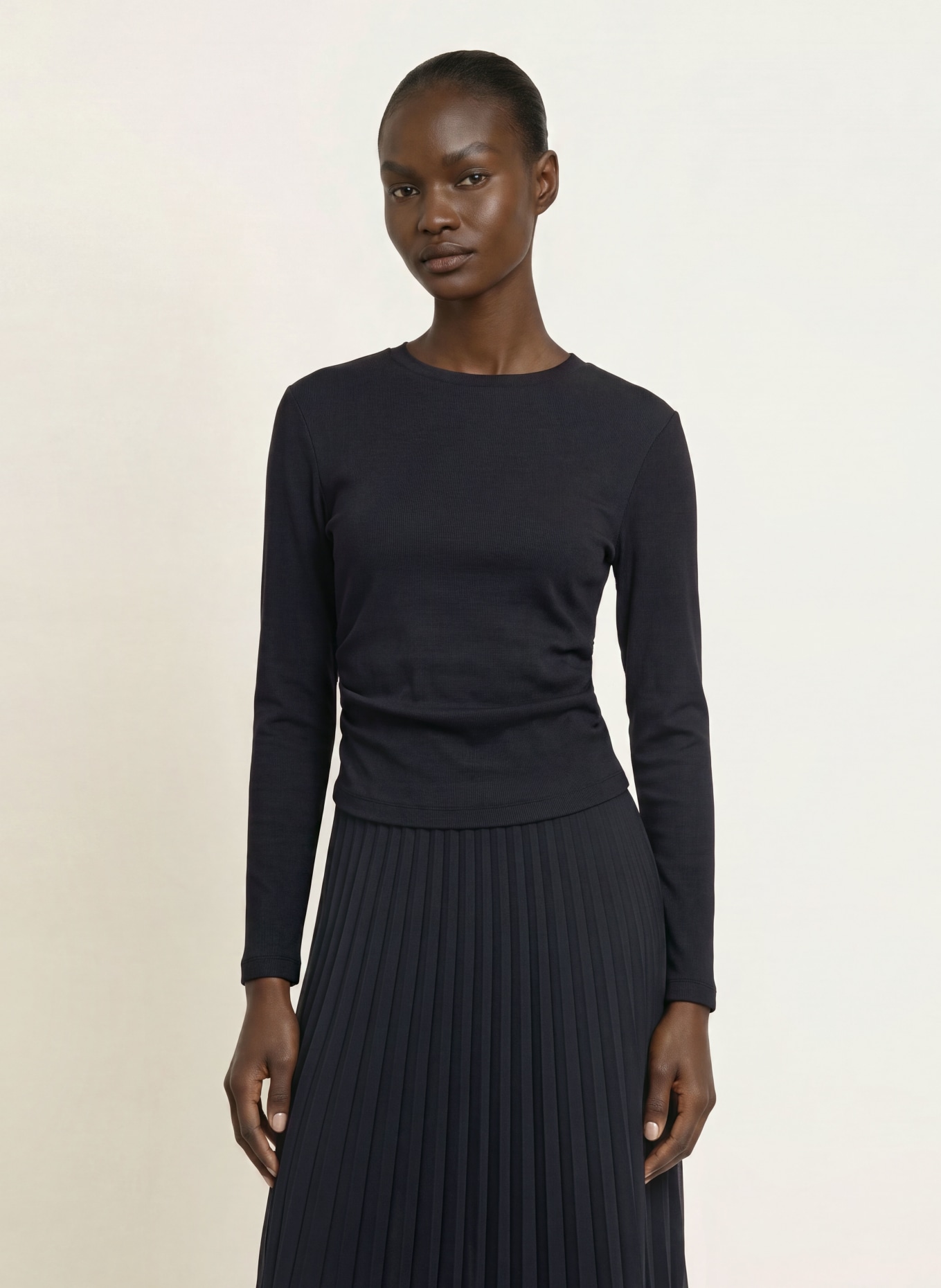 CLAUDIE PIERLOT Kleid im Materialmix mit Plissees: SCHWARZ