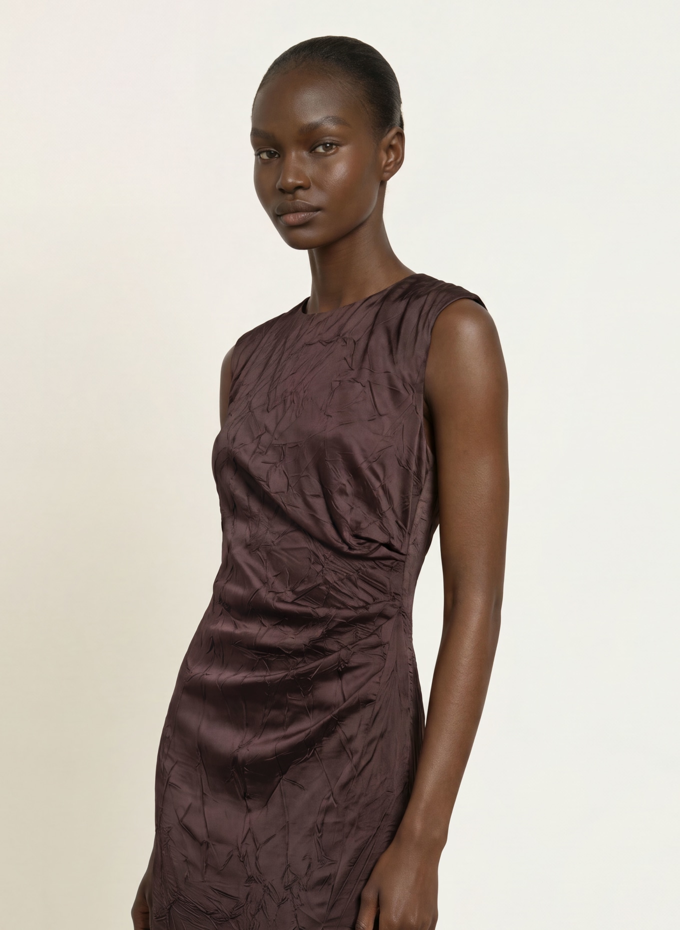 maje Kleid: DUNKELBRAUN