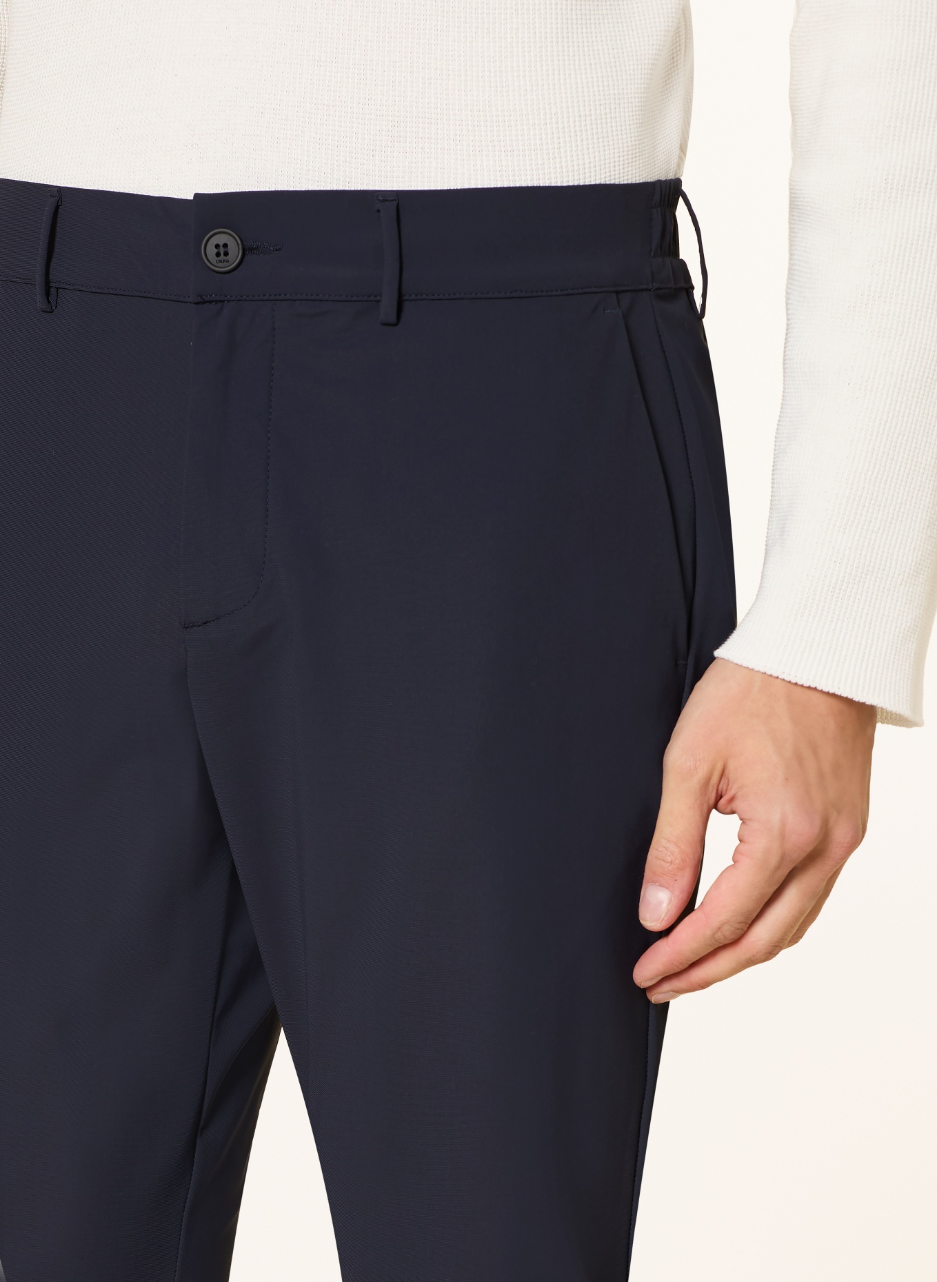 CRUNA Chino kalhoty SOLFERINO Extra Slim Fit: TMAVĚ MODRÁ