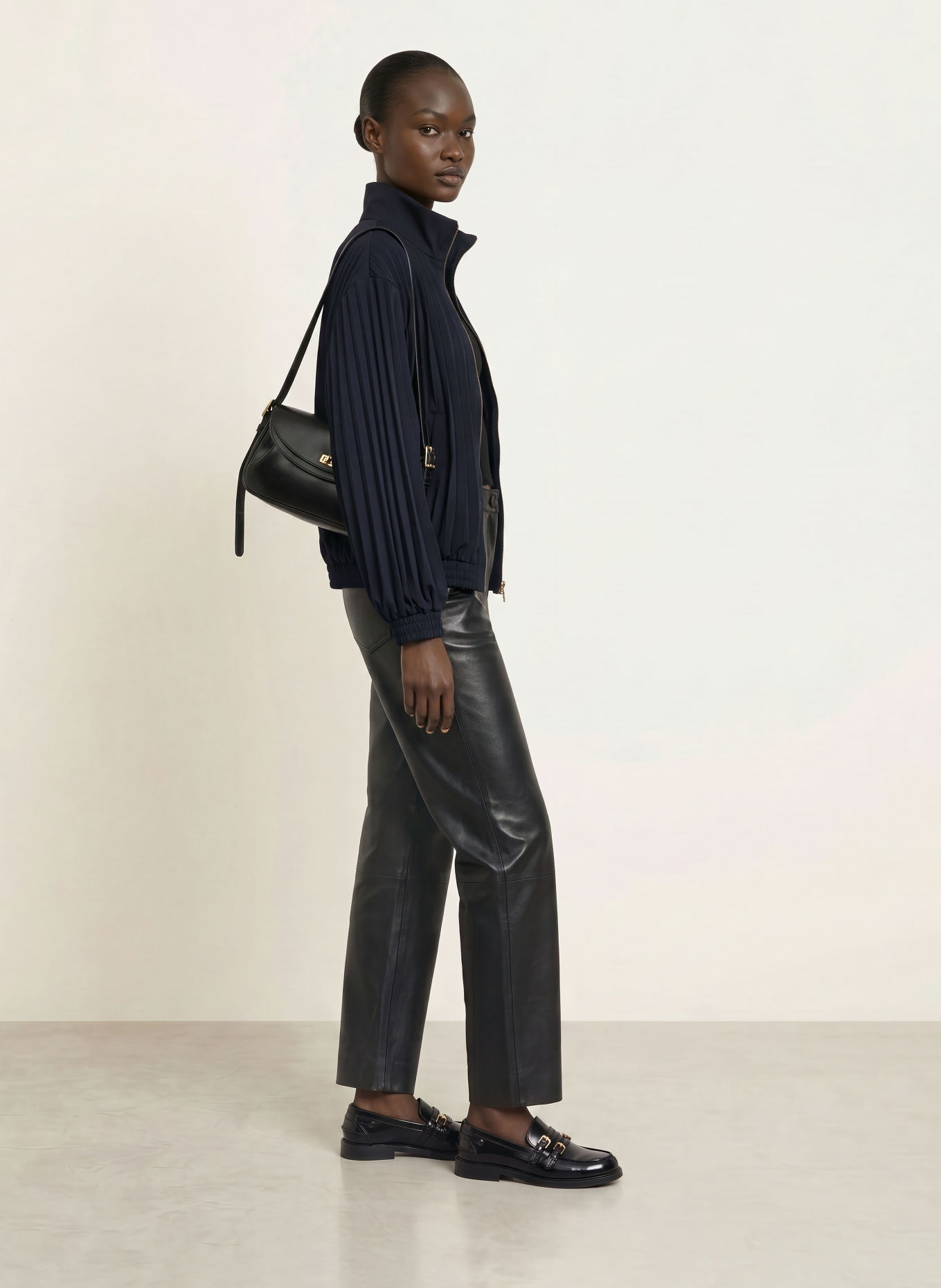 SANDRO Blouson mit Plissees: DUNKELBLAU