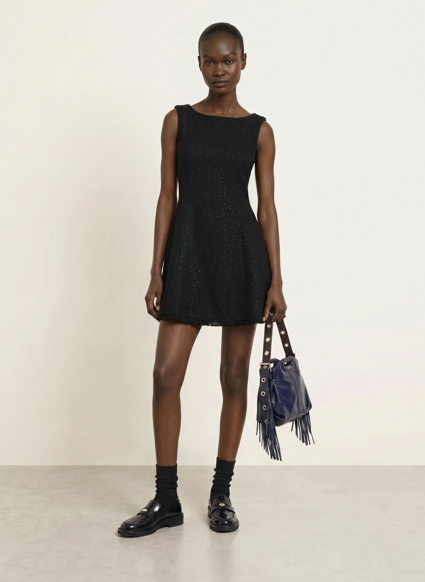 maje Kleid mit Glitzergarn: SCHWARZ