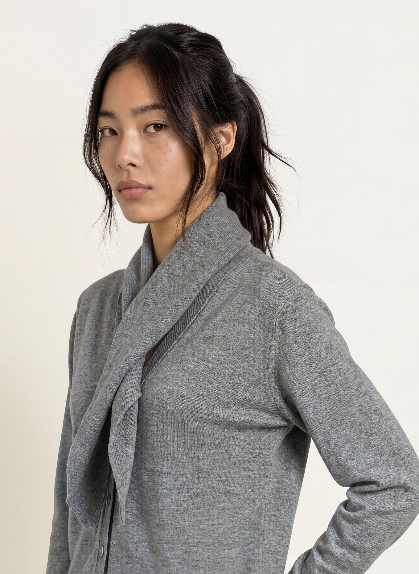 MORE & MORE Cardigan: GRAY