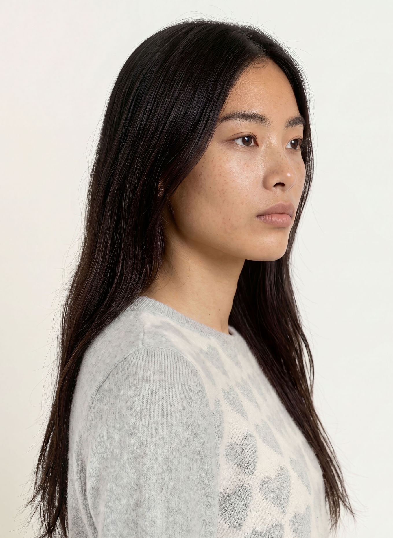 MORE & MORE Sweater: LIGHT GRAY / CREAM
