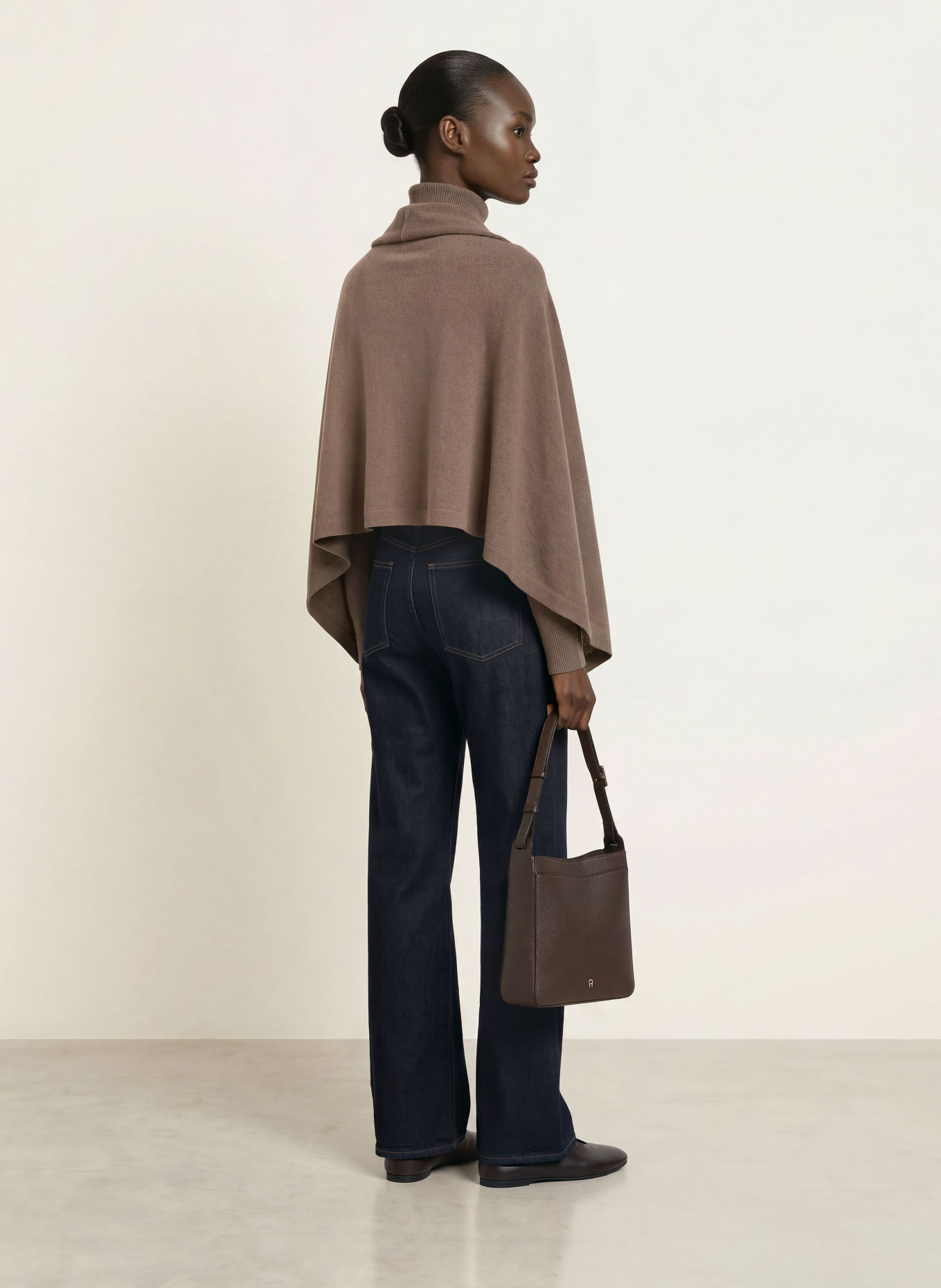 rosemunde Poncho with cashmere: BROWN