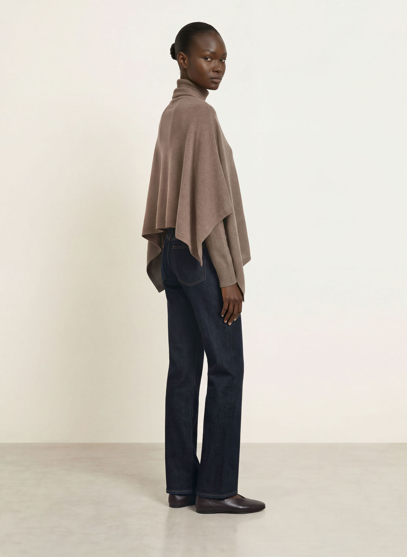 rosemunde Poncho with cashmere: BROWN