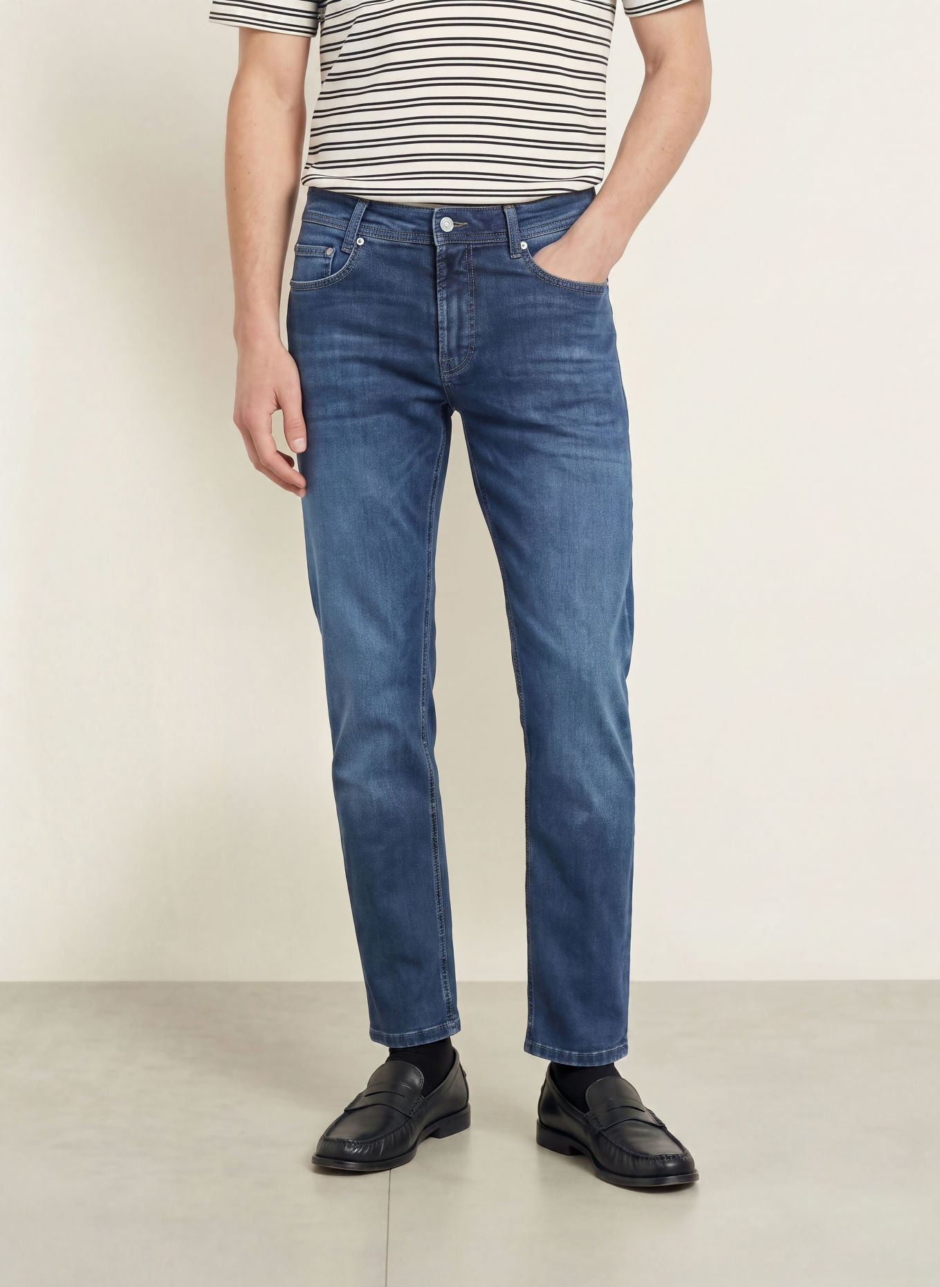 MAC Jeans MACFLEXX coupe moderne: H787 blue black authentic wash