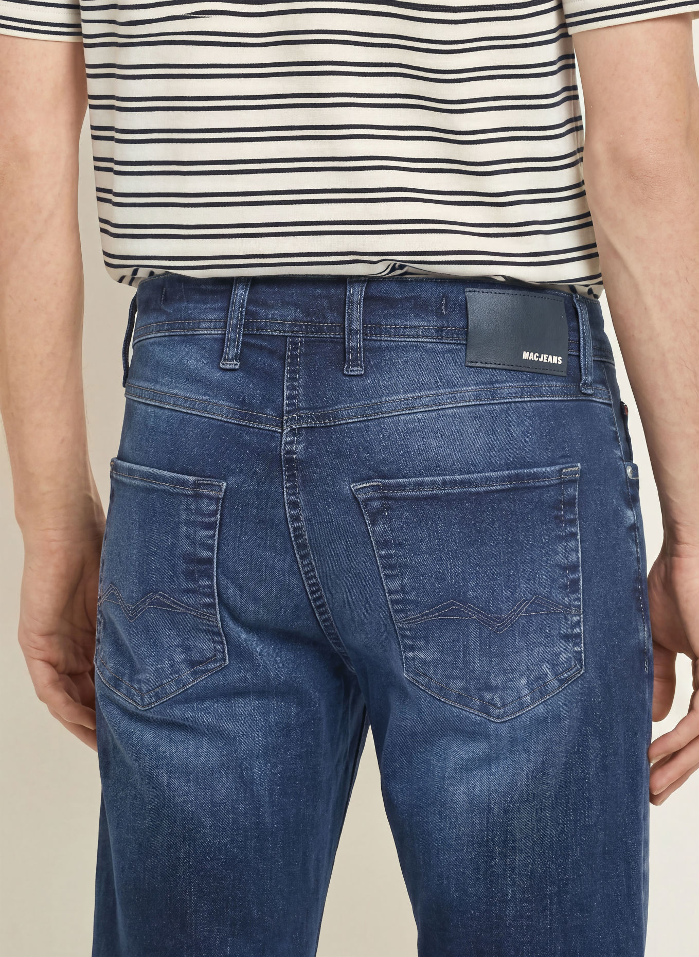 MAC Jeans MACFLEXX coupe moderne: H787 blue black authentic wash
