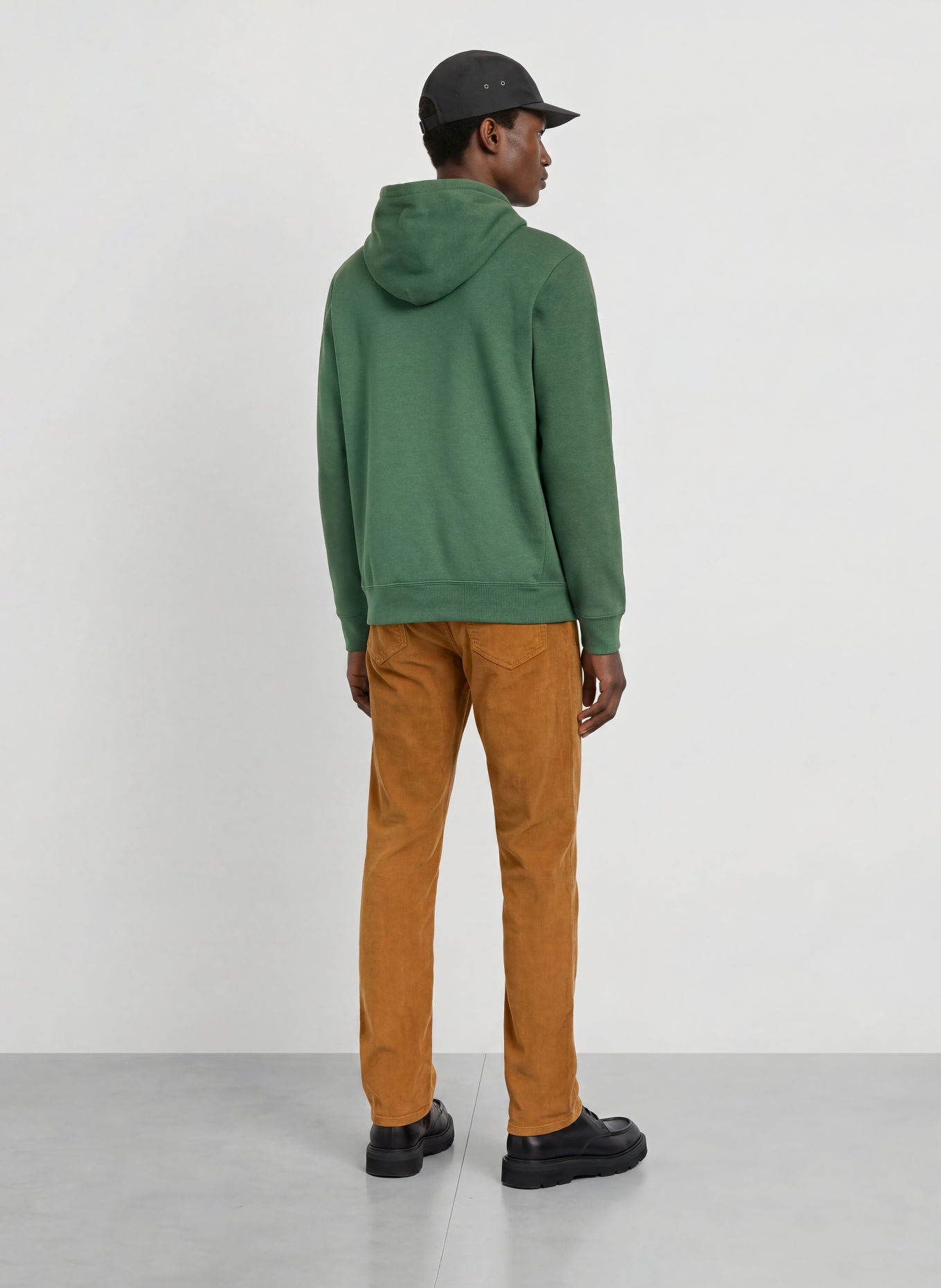 patagonia Hoodie P-6: DONKERGROEN