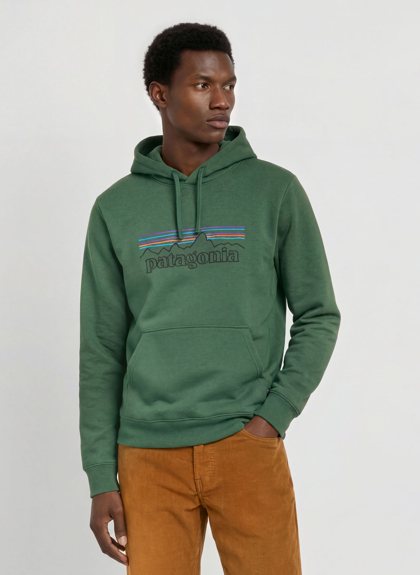 patagonia Hoodie P-6: DONKERGROEN