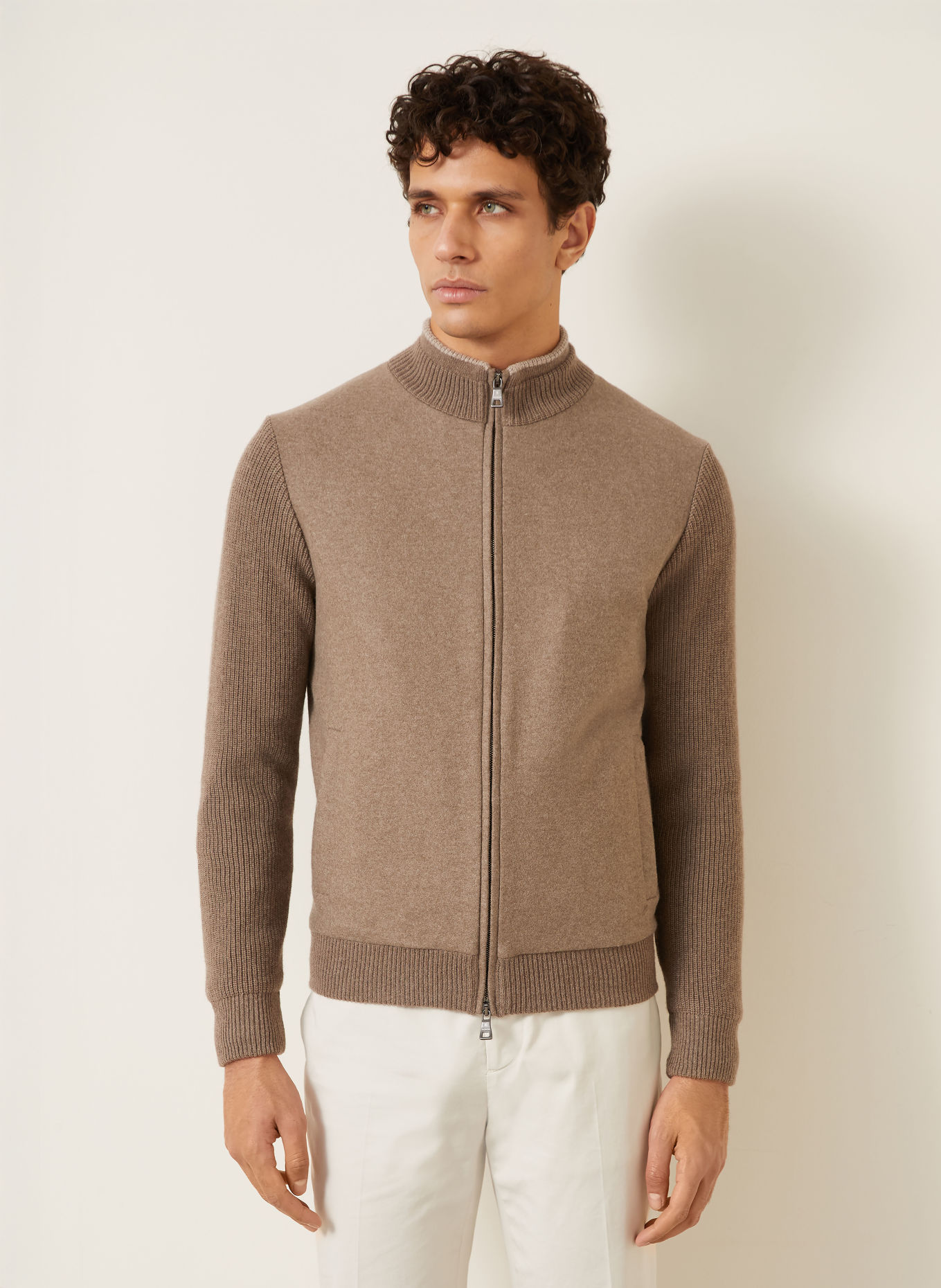 FIORONI Gebreide vest in verschillende materialen: TAUPE