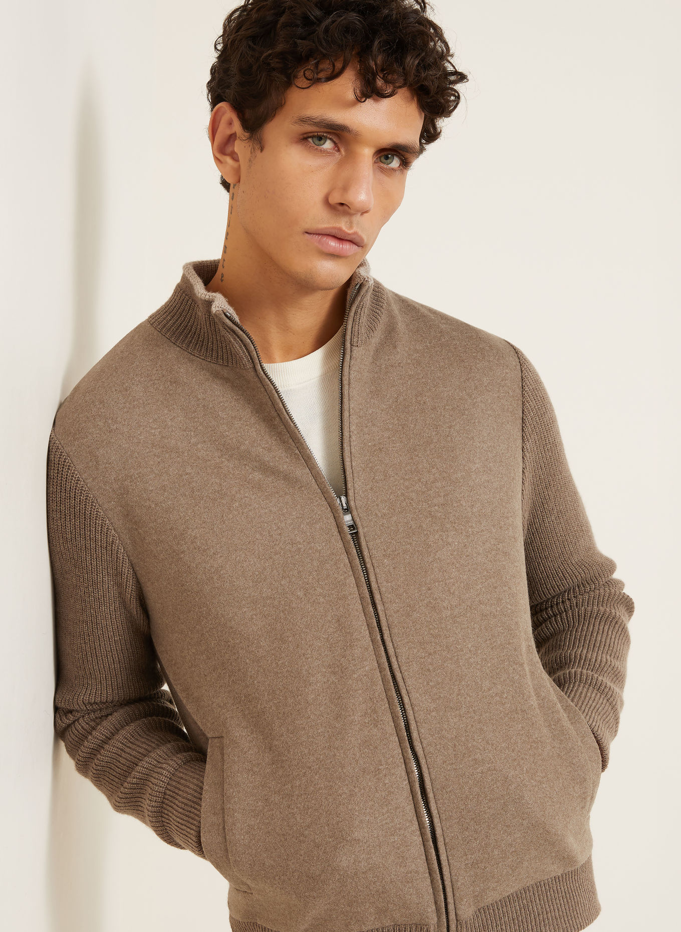 FIORONI Gebreide vest in verschillende materialen: TAUPE