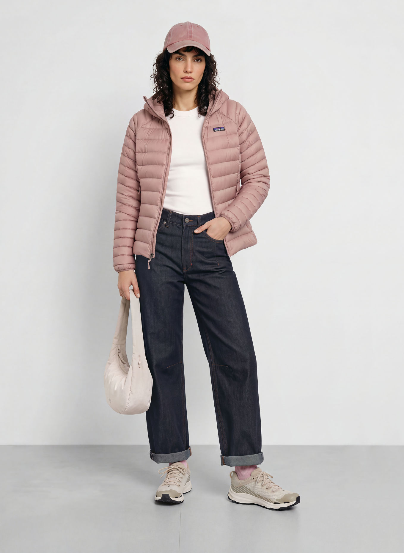 patagonia Lehká péřová vesta DOWN SWEATER: ČERNOŠEDÁ