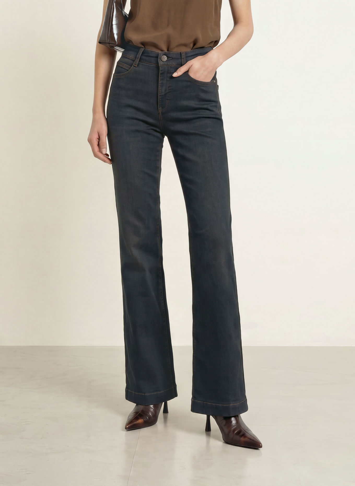 MAC Jeans DREAM: D087 dark tinged blue