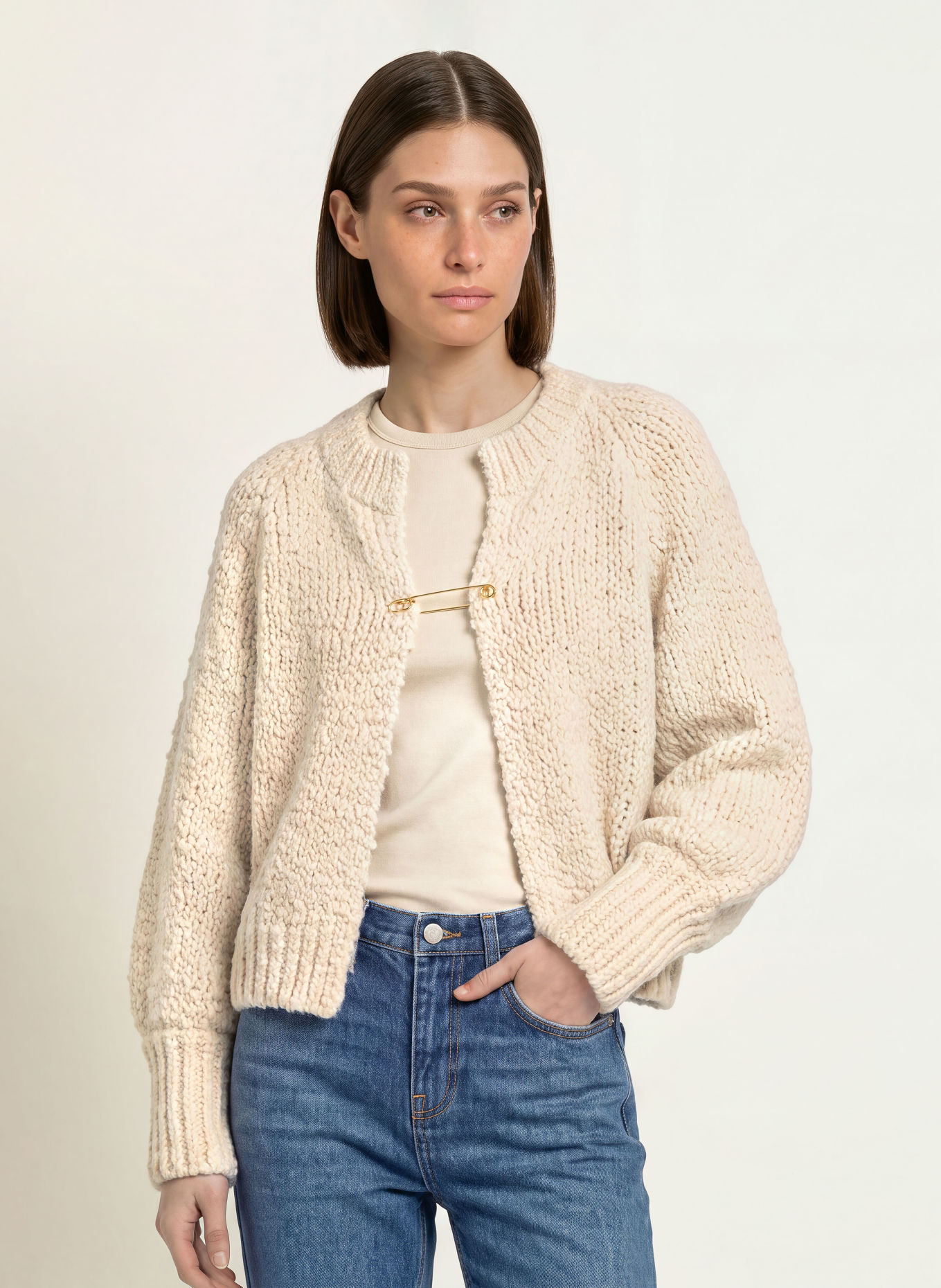 by Aylin Koenig Gebreide hoes CONNIE van alpaca: ECRU