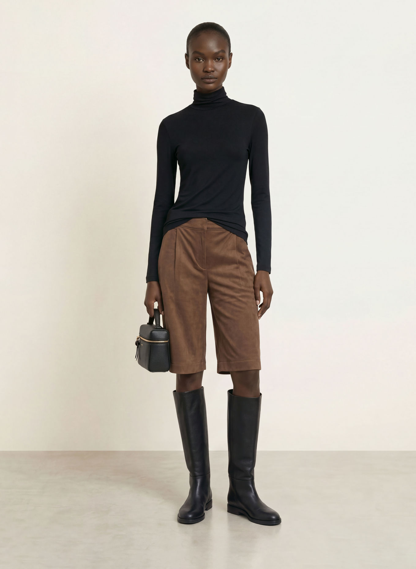 Stefan Brandt Longsleeve ELISA: ZWART
