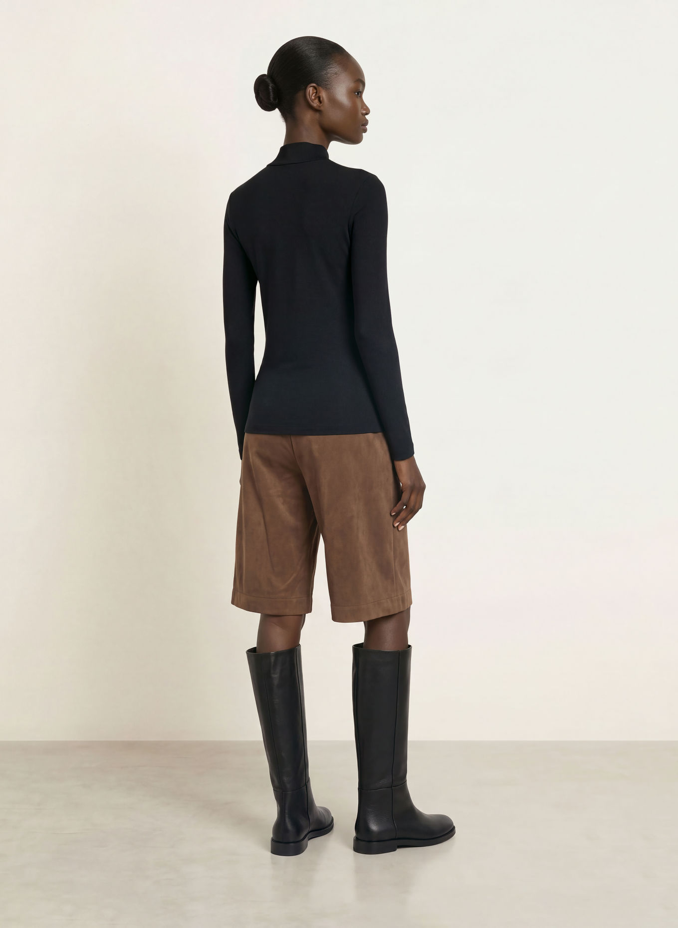 Stefan Brandt Longsleeve ELISA: ZWART