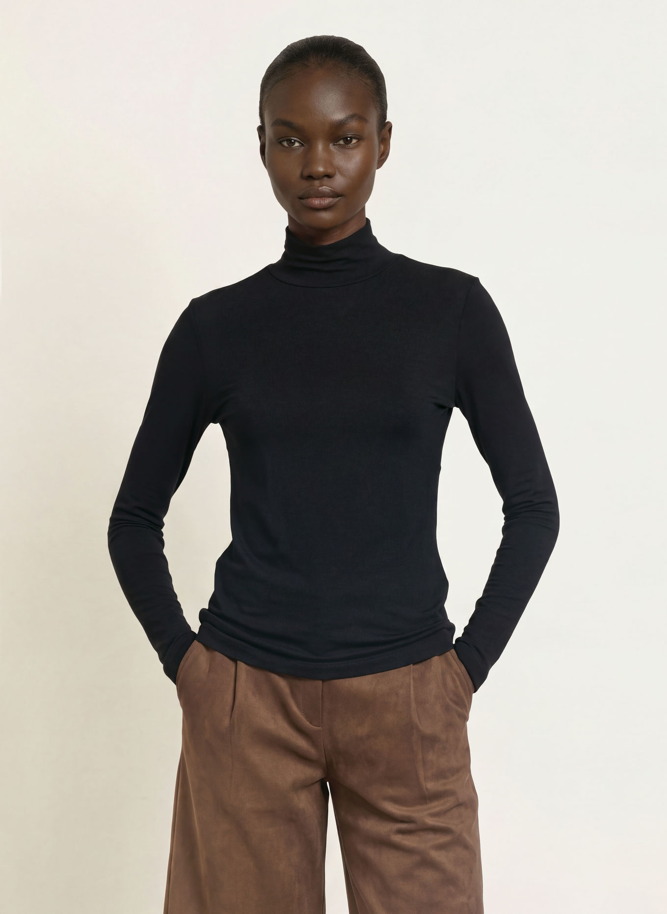 Stefan Brandt Longsleeve ELISA: ZWART