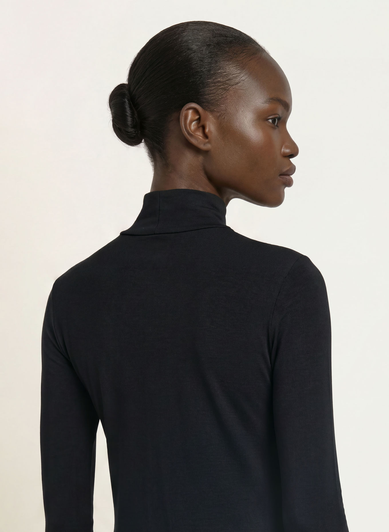 Stefan Brandt Longsleeve ELISA: ZWART