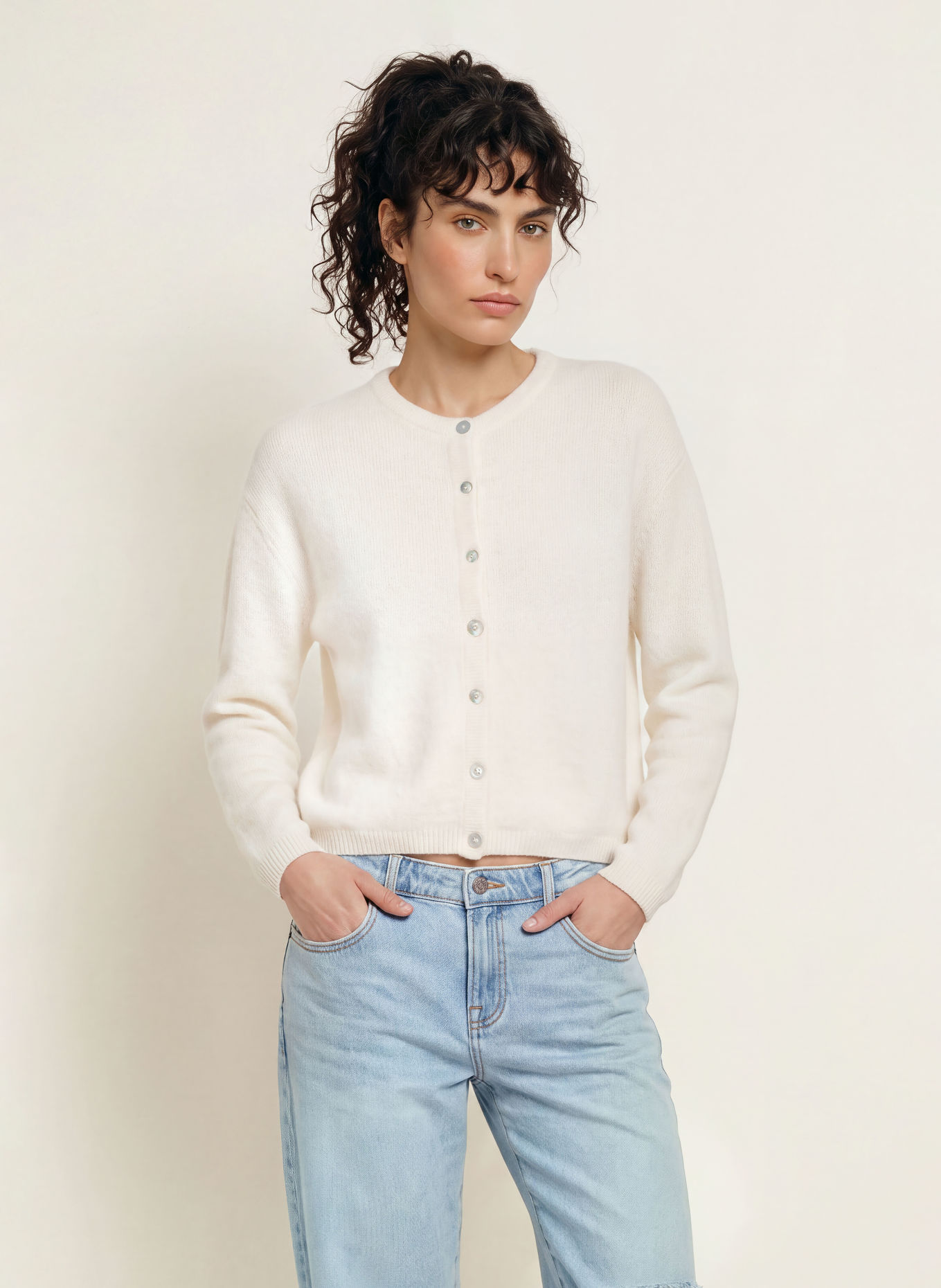 American Vintage Cardigan with alpaca: WHITE