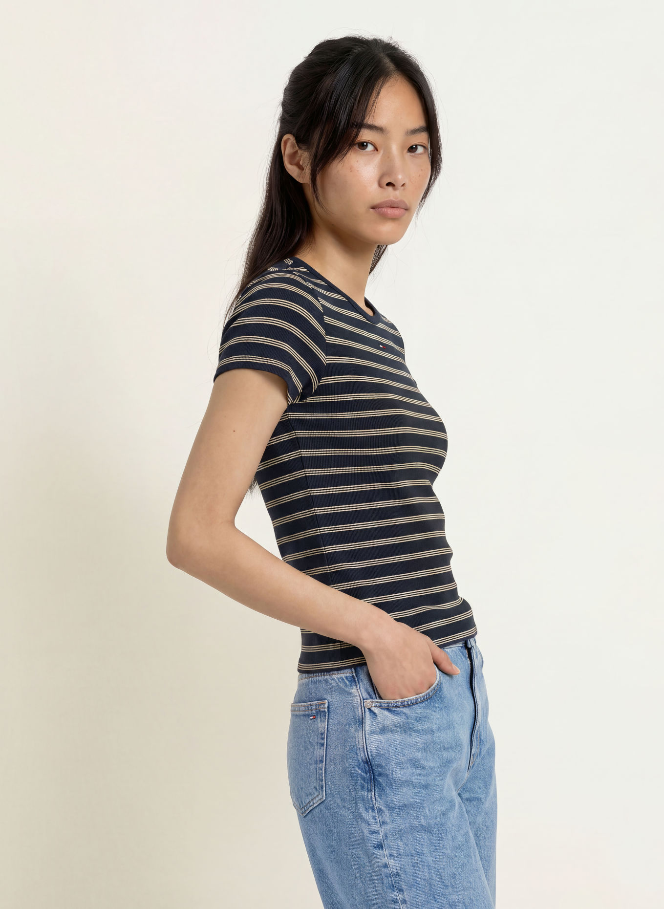 TOMMY JEANS T-shirt: DARK BLUE / WHITE