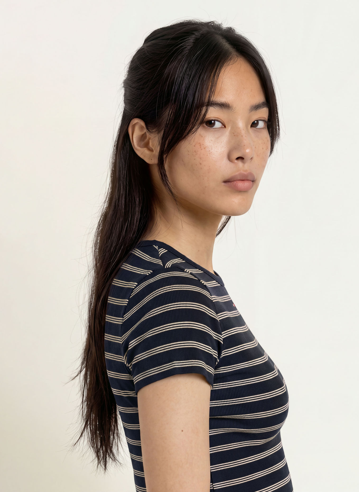 TOMMY JEANS T-shirt: DARK BLUE / WHITE