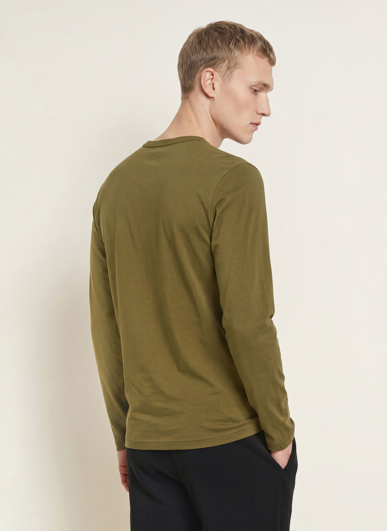 Calvin Klein slaapshirt: OLIJF