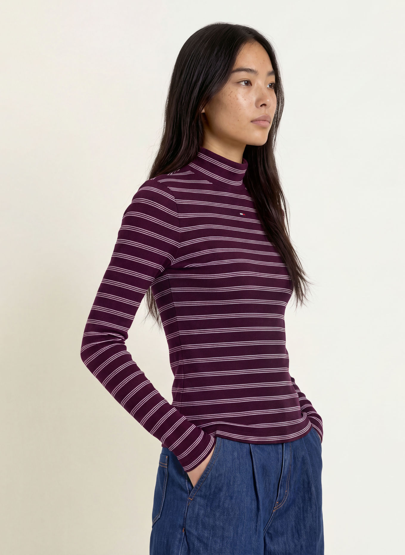 TOMMY JEANS Tricou cu mânecă lungă: MOV ÎNCHIS / ROZ