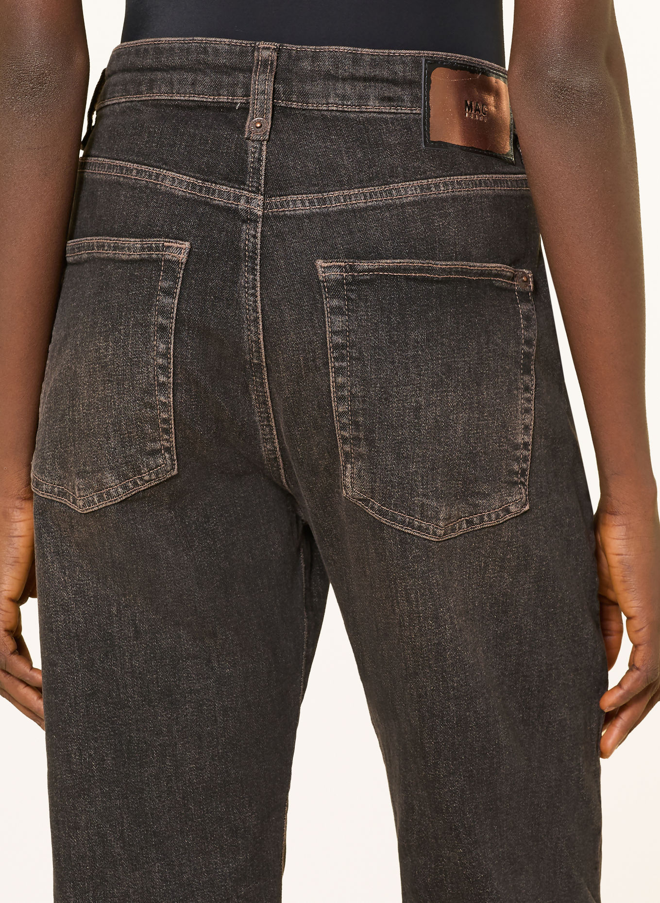 MAC Boyfriend jeans BAGGY: D958 brown tinted black wash