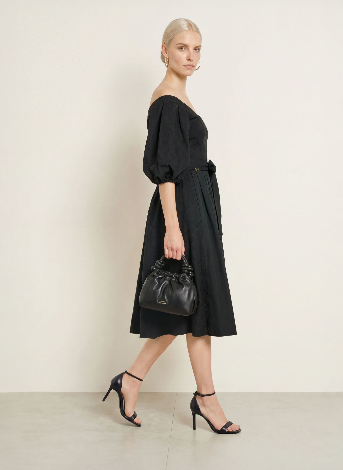 CocoVero Dirndl CARMEN: SCHWARZ
