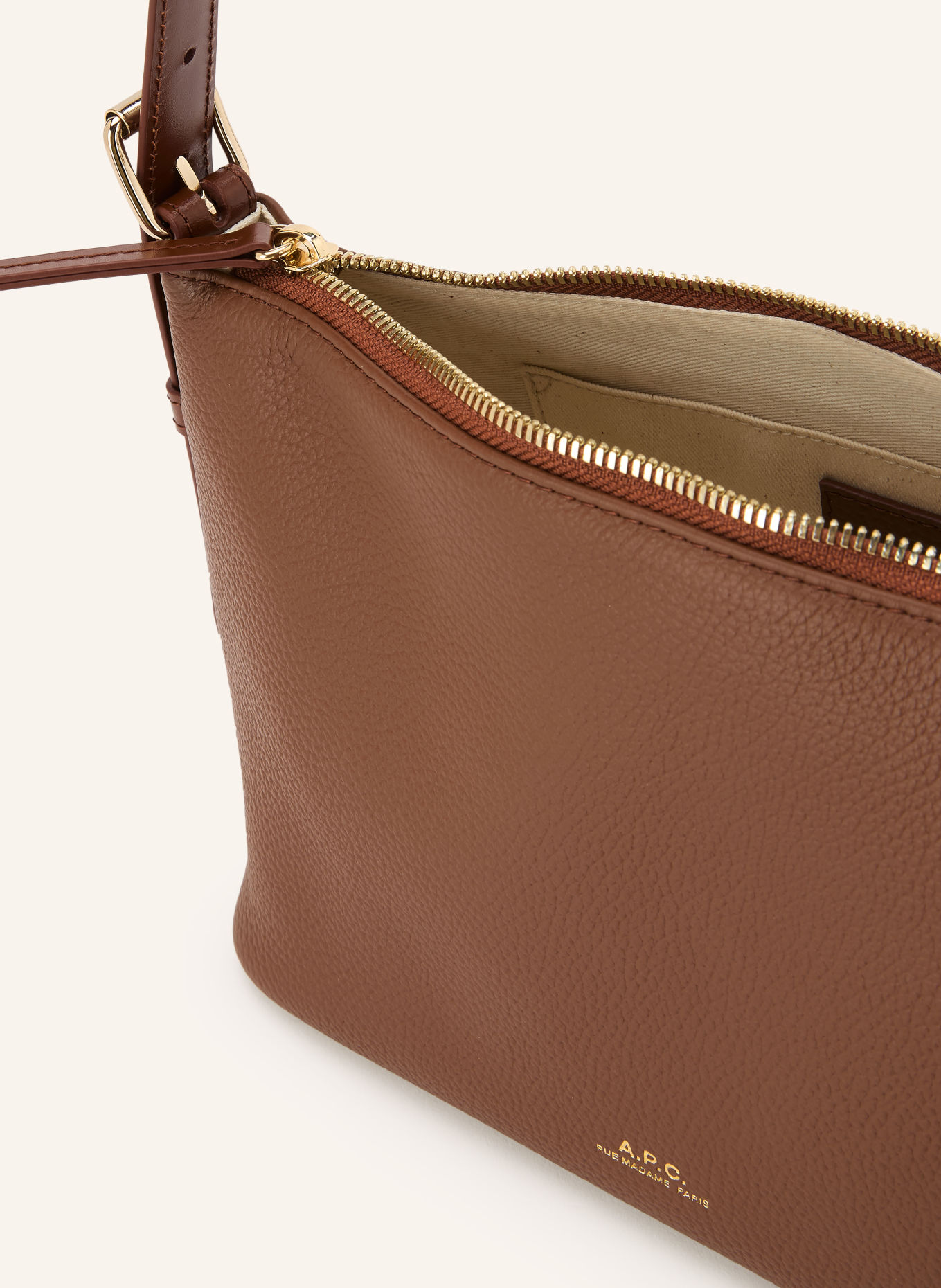 A.P.C. schoudertas: BRUIN
